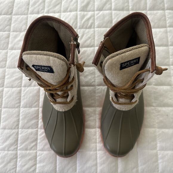 SPERRY Duck Boot Womens 7.5 Saltwater Green Khaki Lace Up Rain Outdoor G17-61803 - Picture 4 of 16